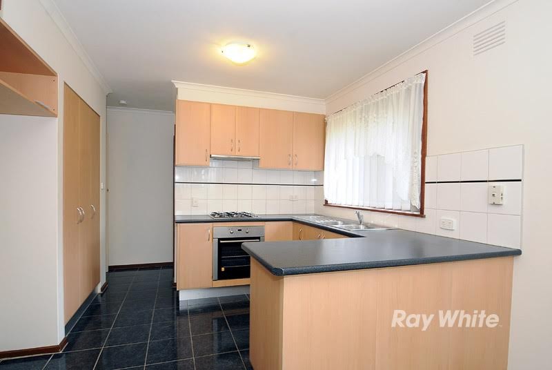 9 Nambour Road, Keysborough, VIC 3173