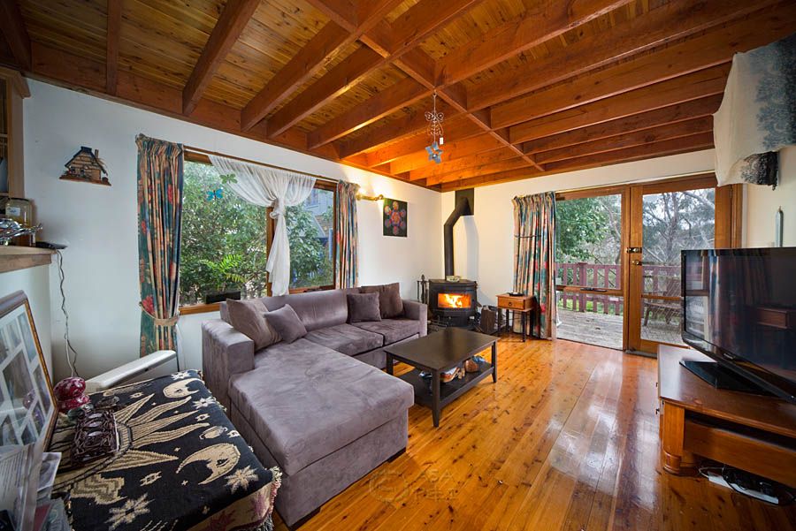 26 Dell Street, Blackheath, NSW 2785