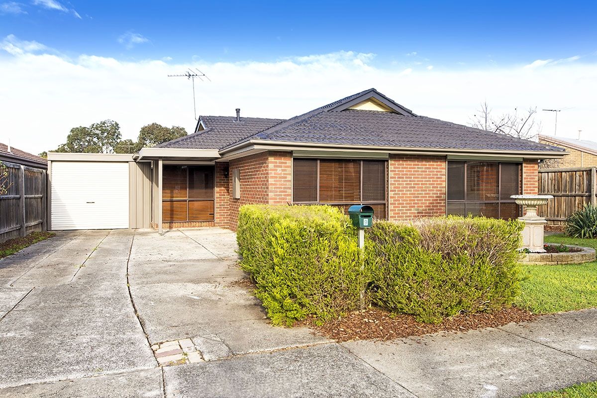 9 Oakbank Avenue, Mill Park VIC 3082