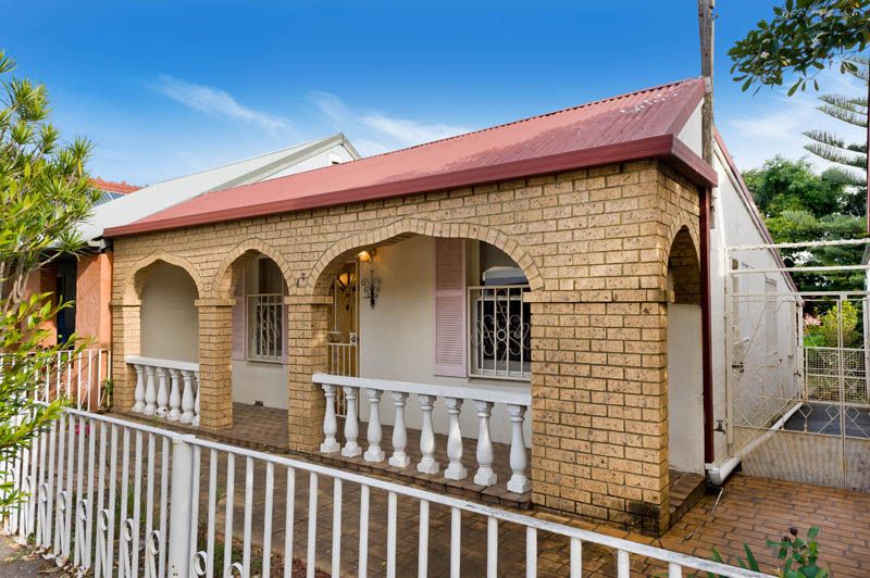 42 Edith Street, St Peters NSW 2044