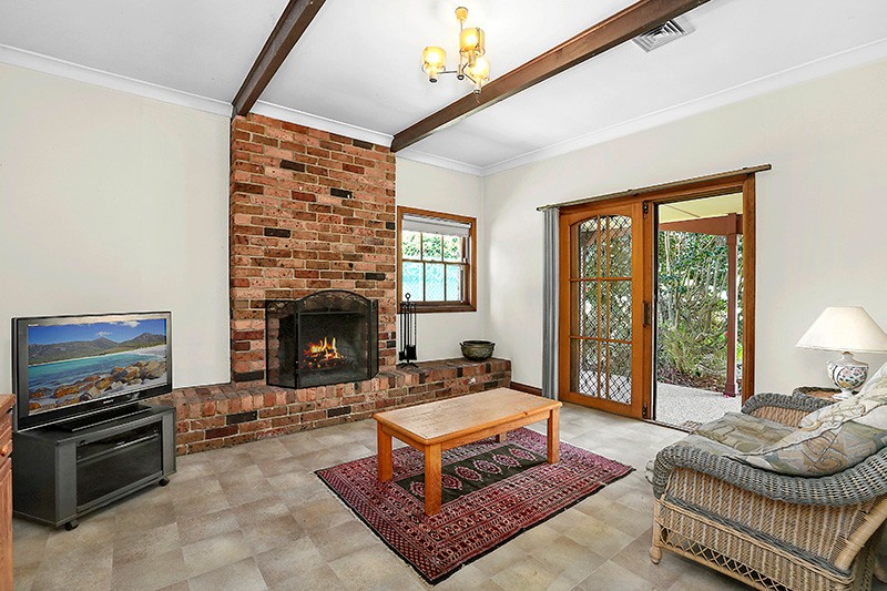 4a Burns Road, Wahroonga, NSW 2076