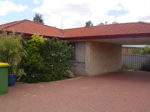 2/19 Catalpa Crescent, SOUTH LAKE, WA 6164