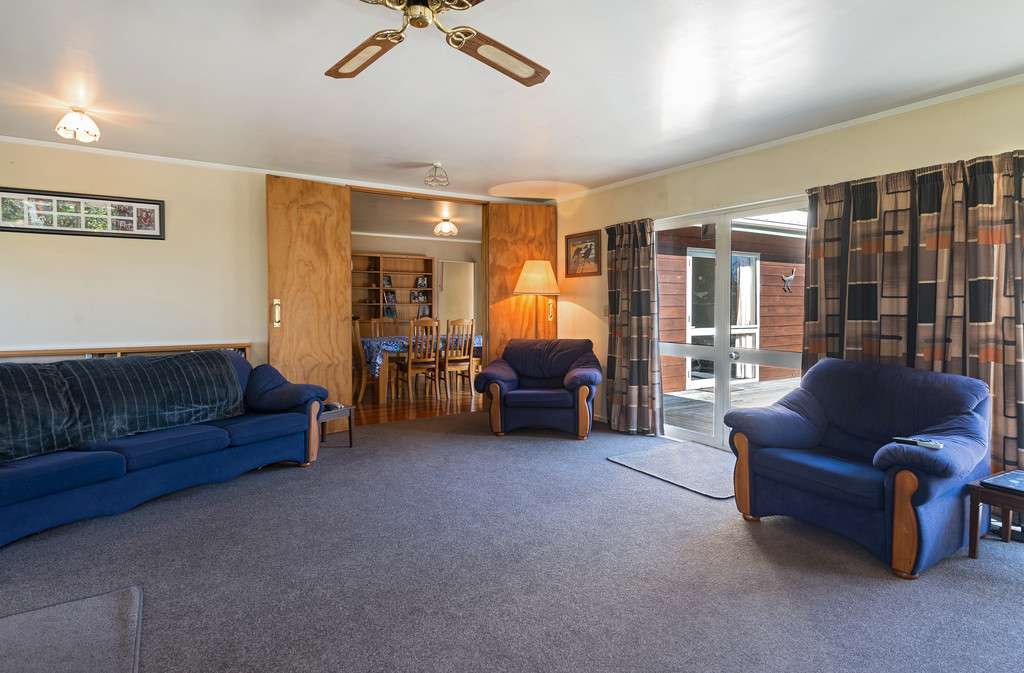 45 Caledonia Road photo 3