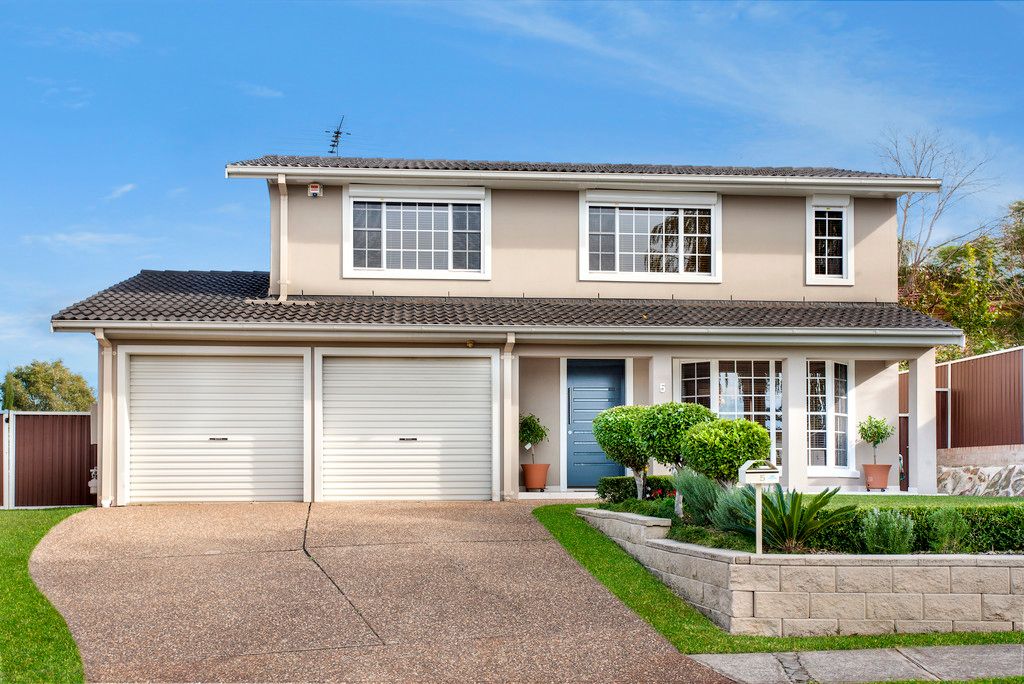 5 Galilee Close, Bossley Park NSW 2176