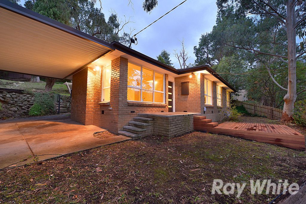 22 Craig Avenue, Ferntree Gully VIC 3156