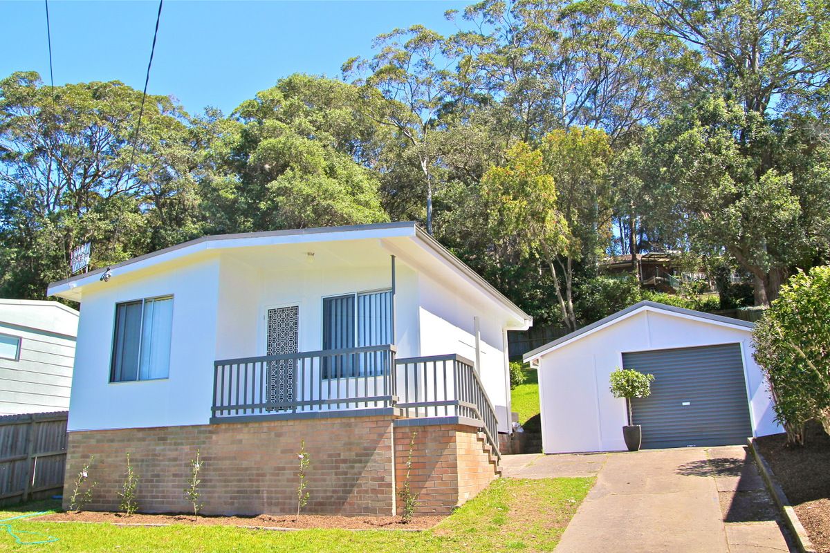 105 Broadwater Drive, SARATOGA, NSW 2251