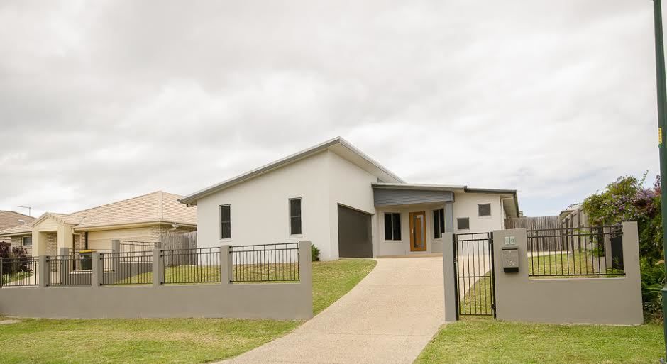 10 Crestview Crescent, Bucasia QLD 4750