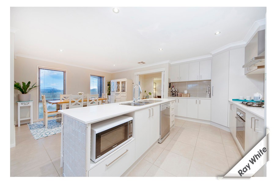 60 Refshauge Crescent, Macgregor, ACT 2615