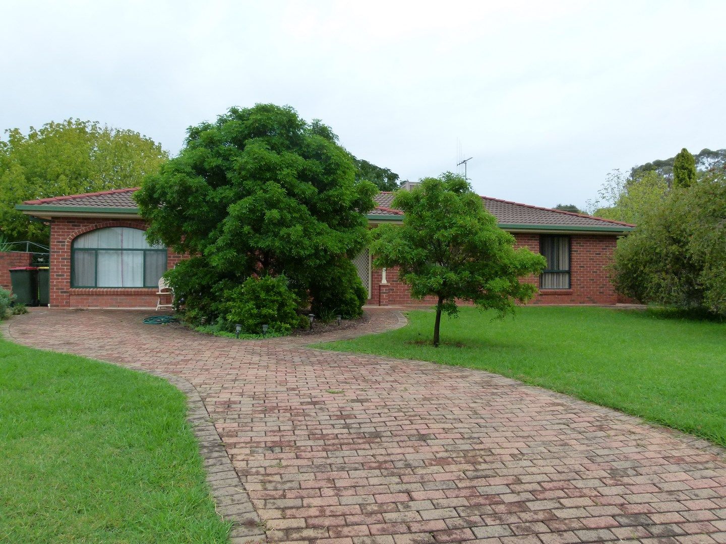 27 Thames Street, FORBES NSW 2871
