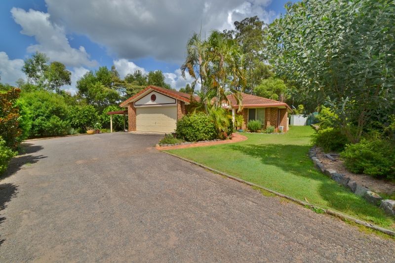 21 Dana Close, Glass House Mountains, QLD 4518