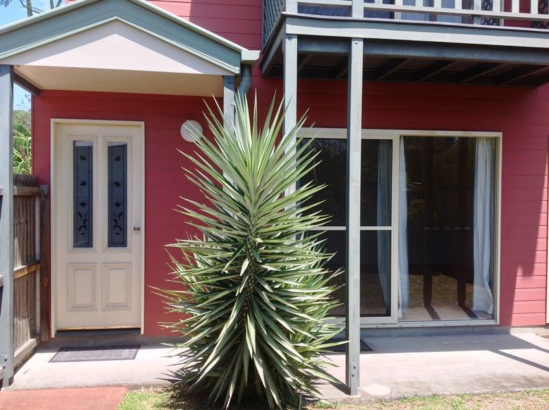 16 Swan Street, Beerwah QLD 4519