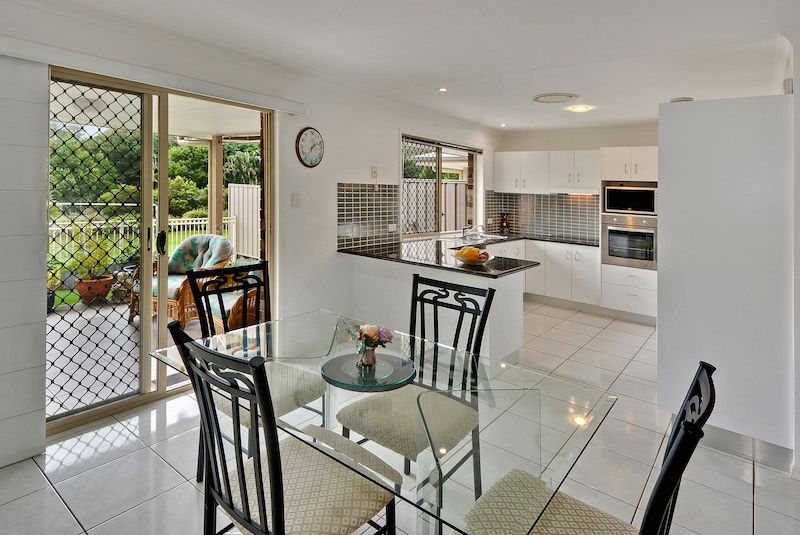 Unit 15 'Seachange' 75 Caloundra Road, Little Mountain, QLD 4551