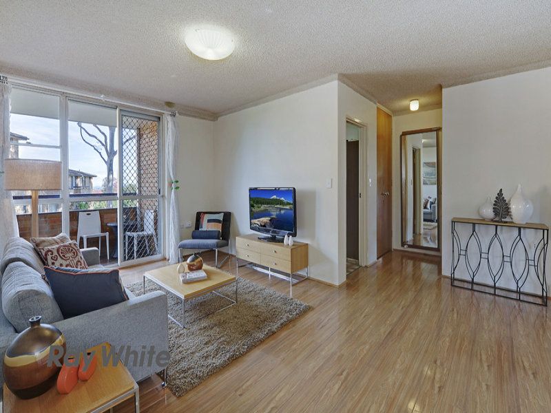 8/1 Tiptrees Avenue, Carlingford, NSW 2118