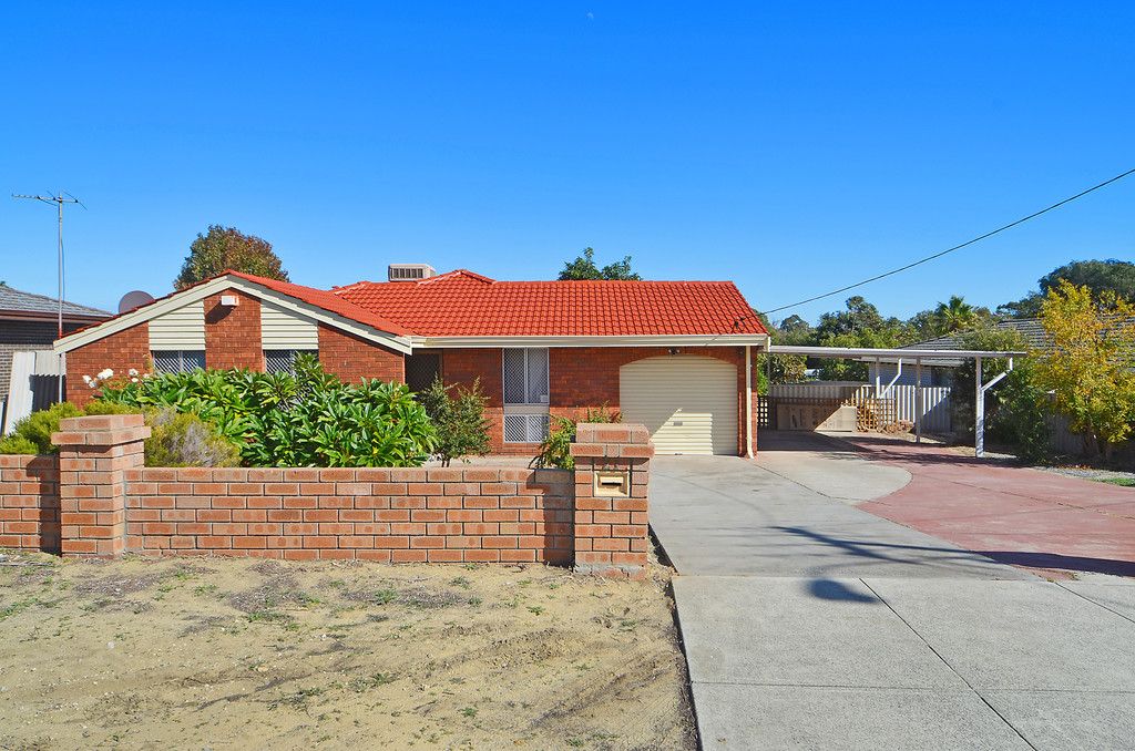 21 Curtis Way, Girrawheen WA 6064