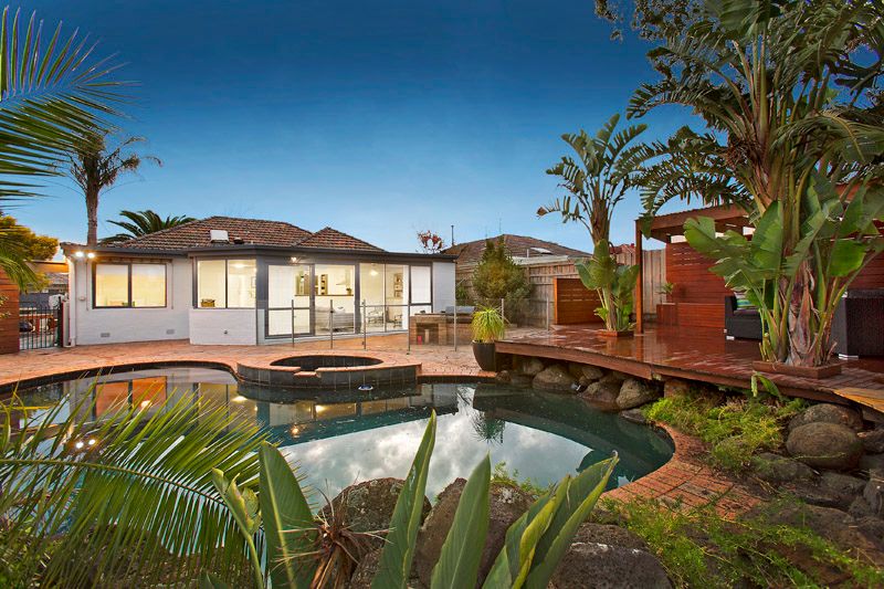 17 Thaxted Road, Murrumbeena, VIC 3163