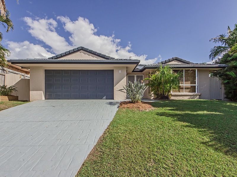 8 Islay Court, Merrimac QLD 4226
