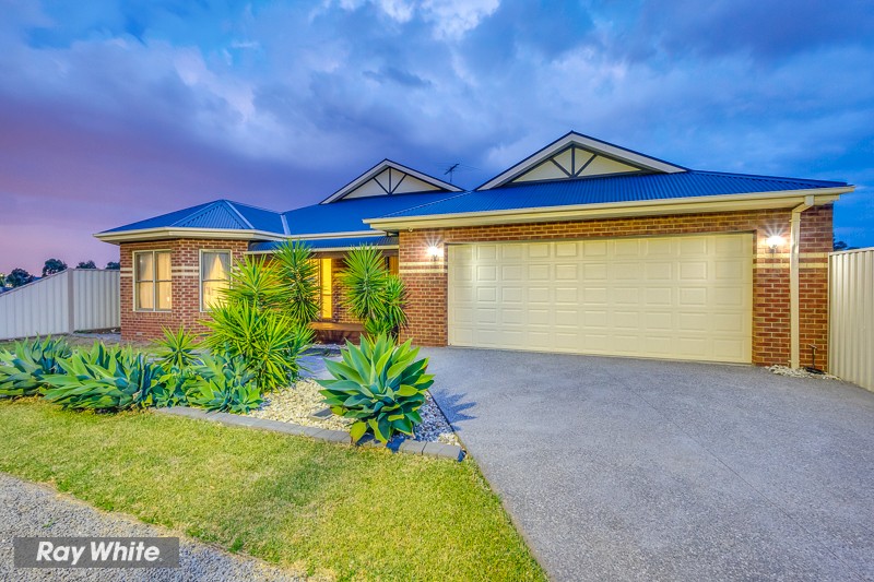 35 Cheviot Drive, Truganina, VIC 3029