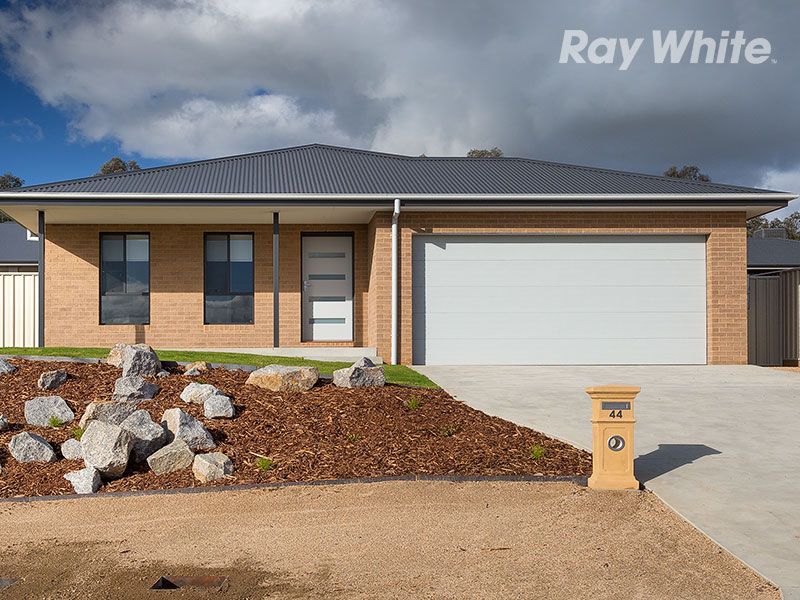 44 Felstead Circuit, Thurgoona, NSW 2640