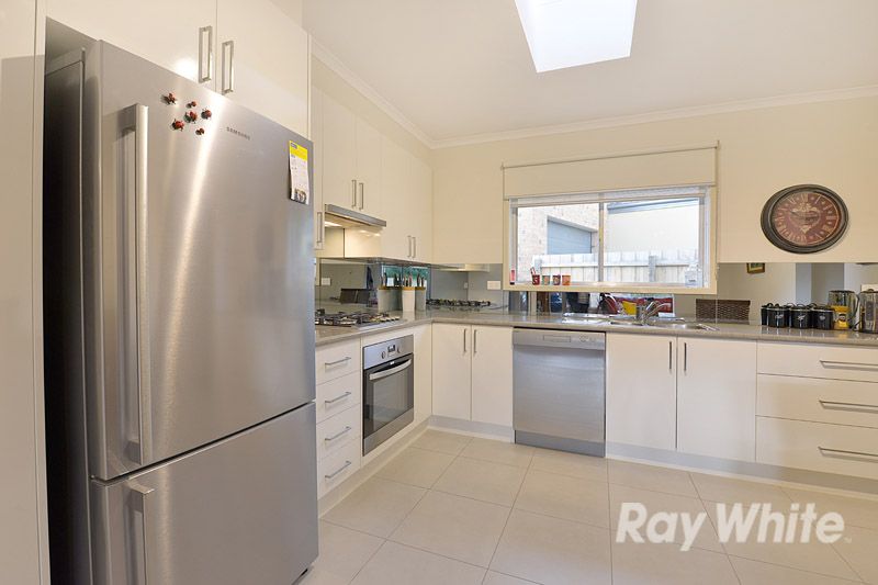 1/16 Anglo Court, Mooroolbark, VIC 3138
