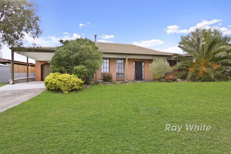 4 Robertson Crescent, Redwood Park SA 5097