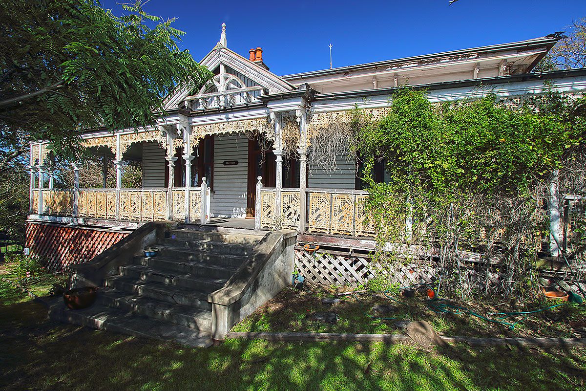 Denmark Hill, Ipswich, QLD 4305