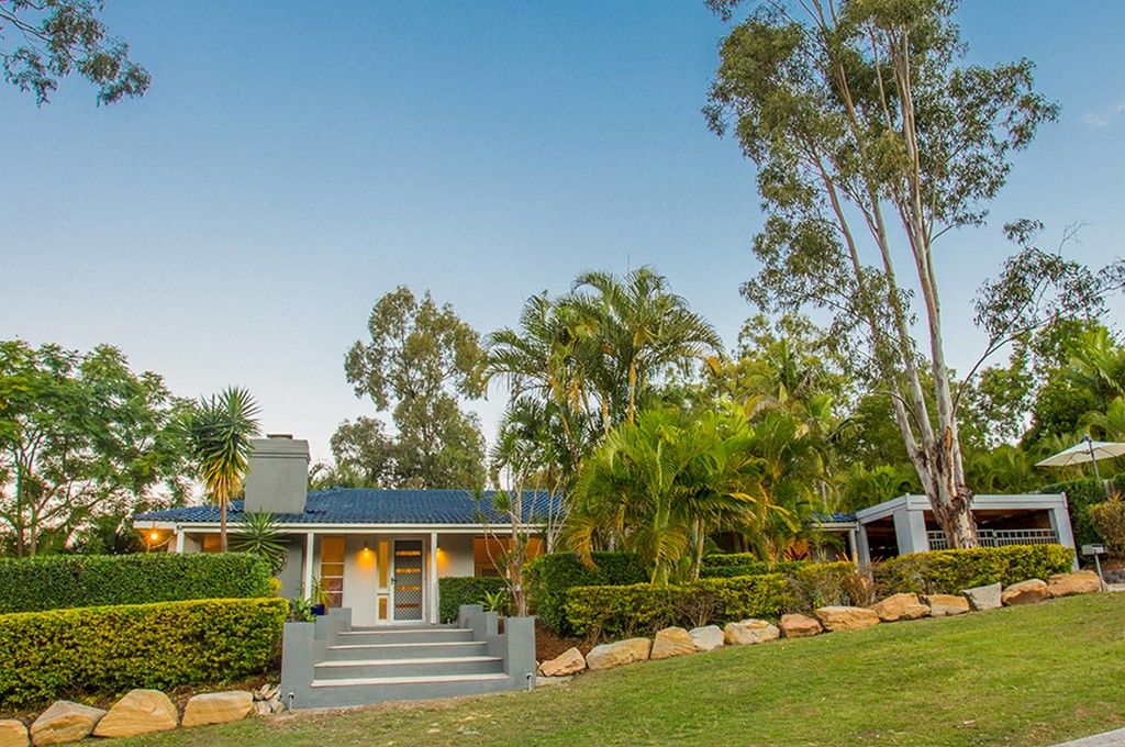 6 Riverstone Road, Helensvale QLD 4212
