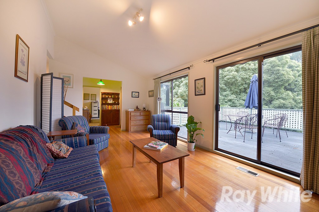6 Ross Street, Tecoma, VIC 3160