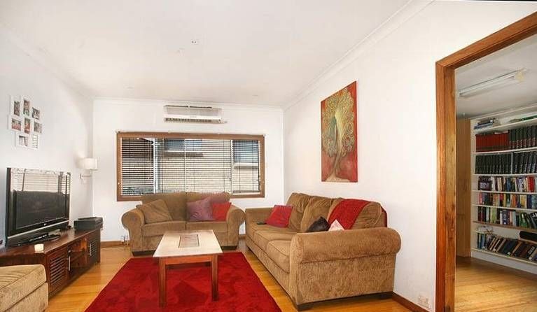 74 Bonds Road, Peakhurst, NSW 2210