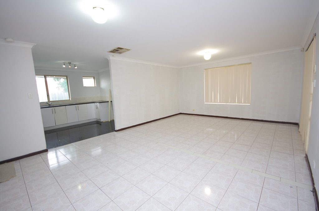 38 Farnesian Circle, Mirrabooka, WA 6061