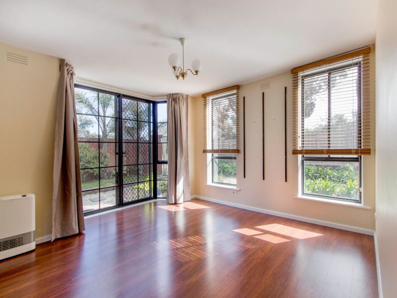 1/270 Nepean Highway, SEAFORD, VIC 3198