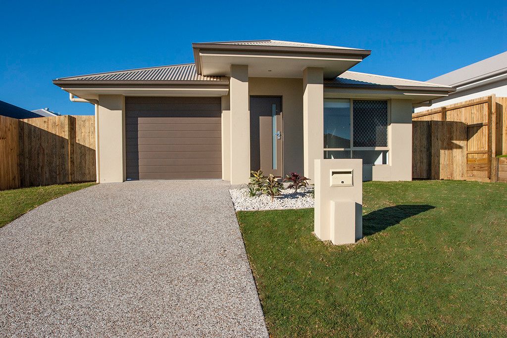 20 Bowerbird Street, Deebing Heights QLD 4306