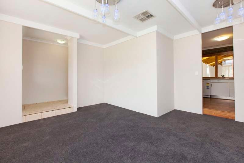 44 Oakapple Drive, Duncraig, WA 6023