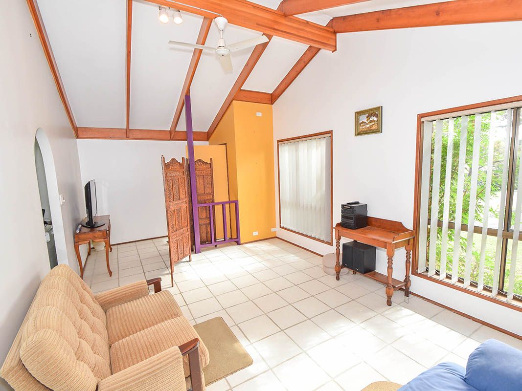 23 Wharf Road, Bli Bli, QLD 4560