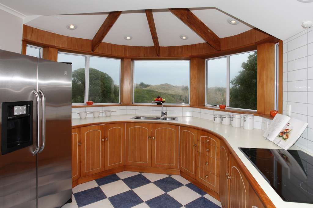 39 Rocking Horse Road photo 9