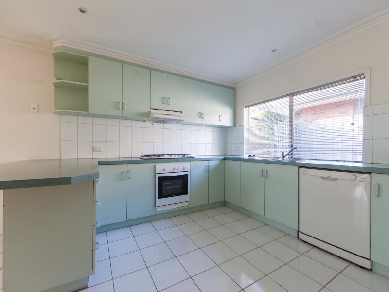 6 Warrindale Close, LANGWARRIN, VIC 3910