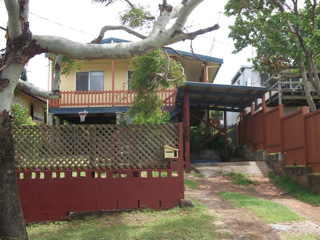 31 Poplar Street, COOEE BAY, QLD 4703