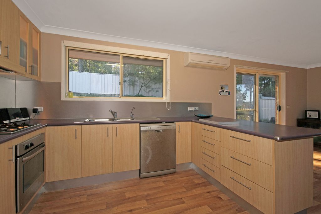 12 Berry Place, Surf Beach, NSW 2536