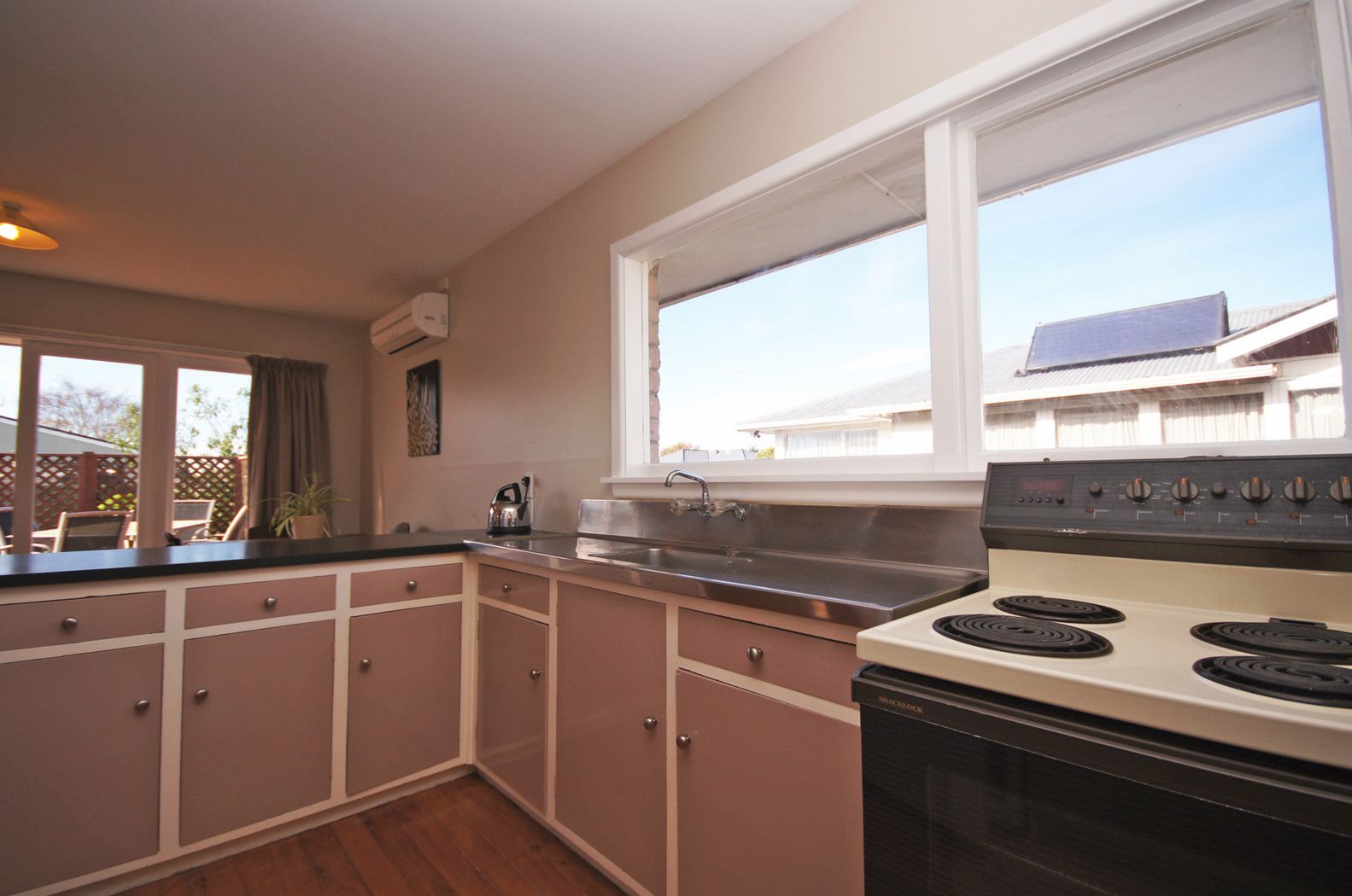 32 Skerten Avenue, Hornby, Christchurch City