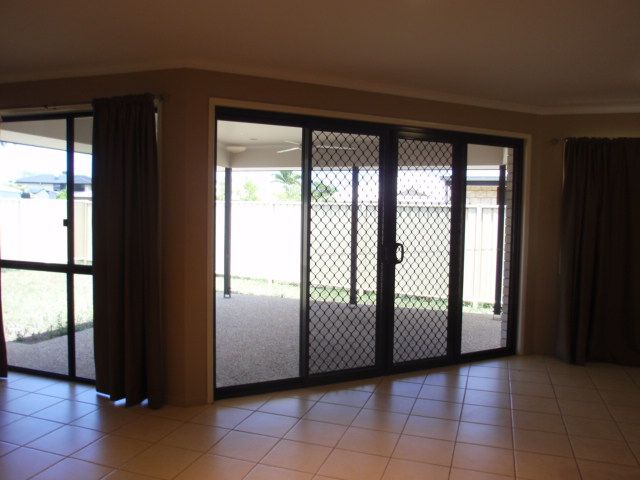 27a Haswell Street, Emerald, QLD 4720