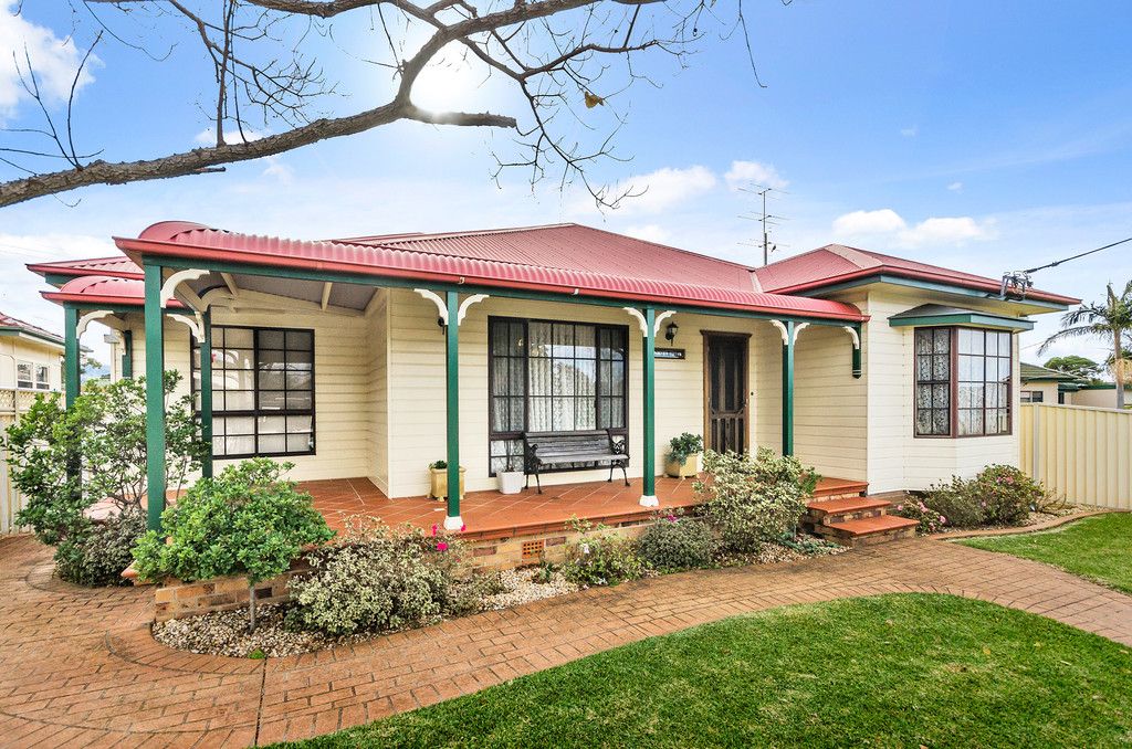 8 Leslie Street, Russell Vale NSW 2517