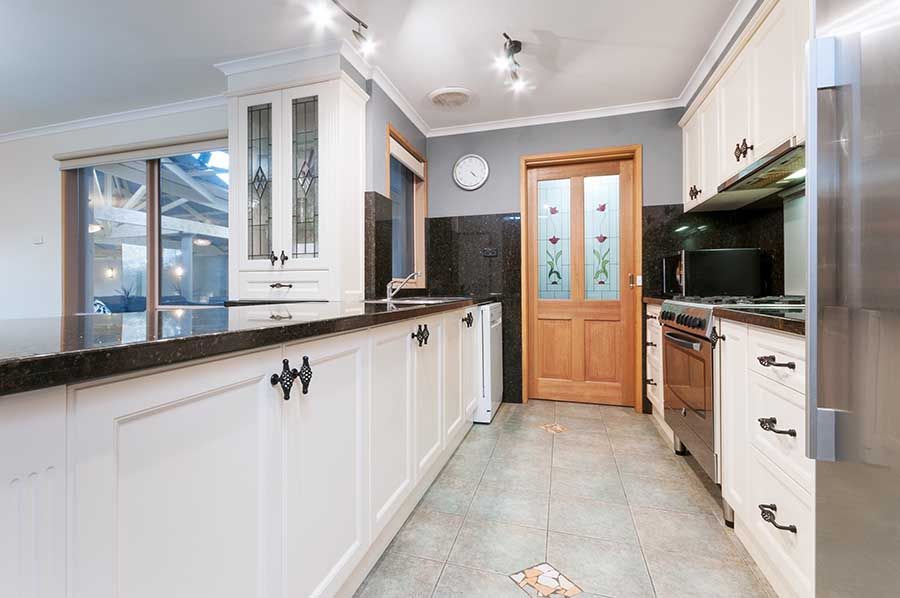 30 Pembroke Crescent, Craigieburn, VIC 3064