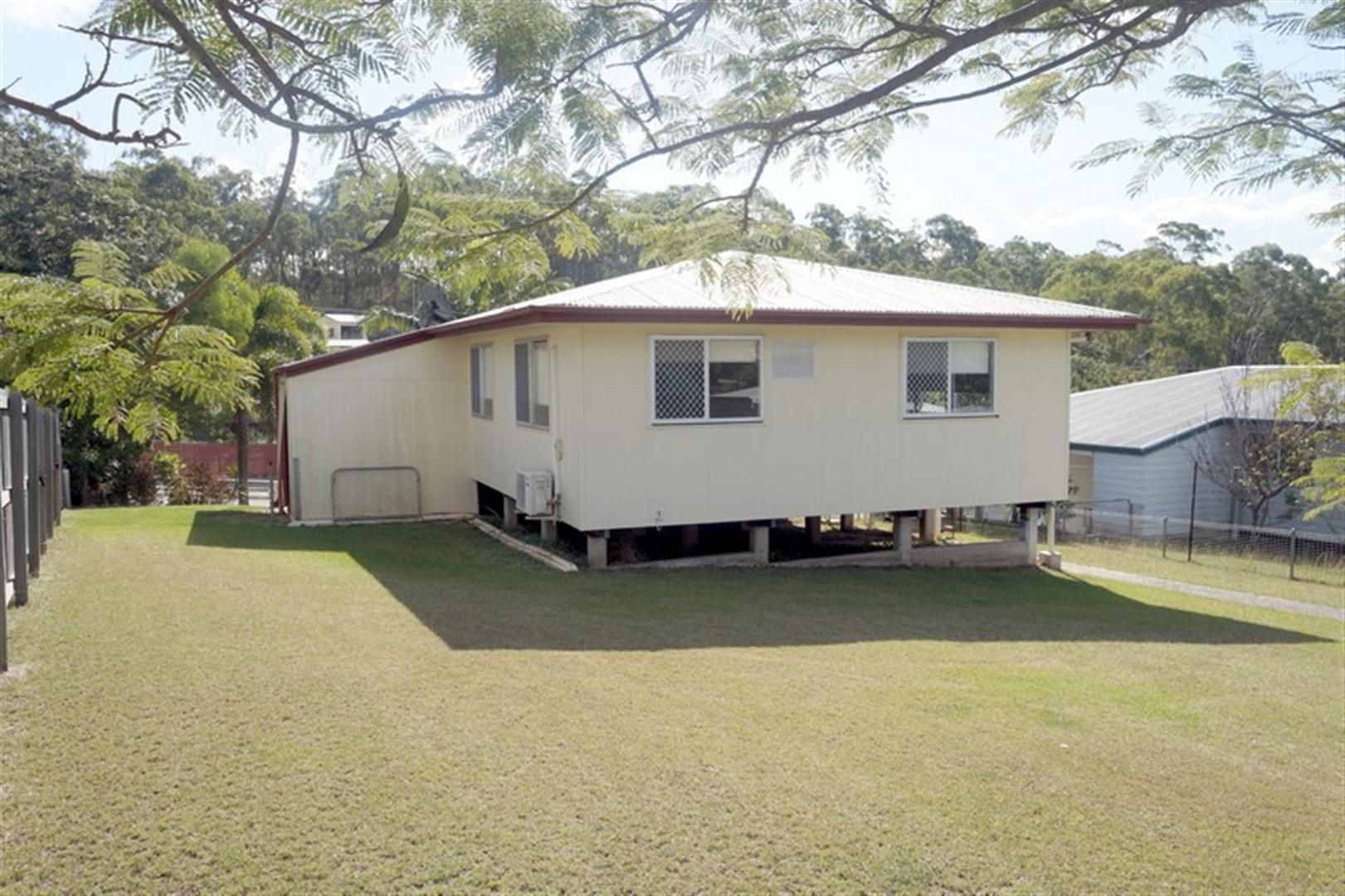 98 Dalrymple Drive, Toolooa, QLD 4680