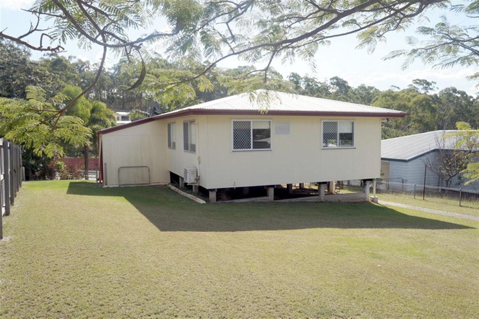 98 Dalrymple Drive, Toolooa, QLD 4680