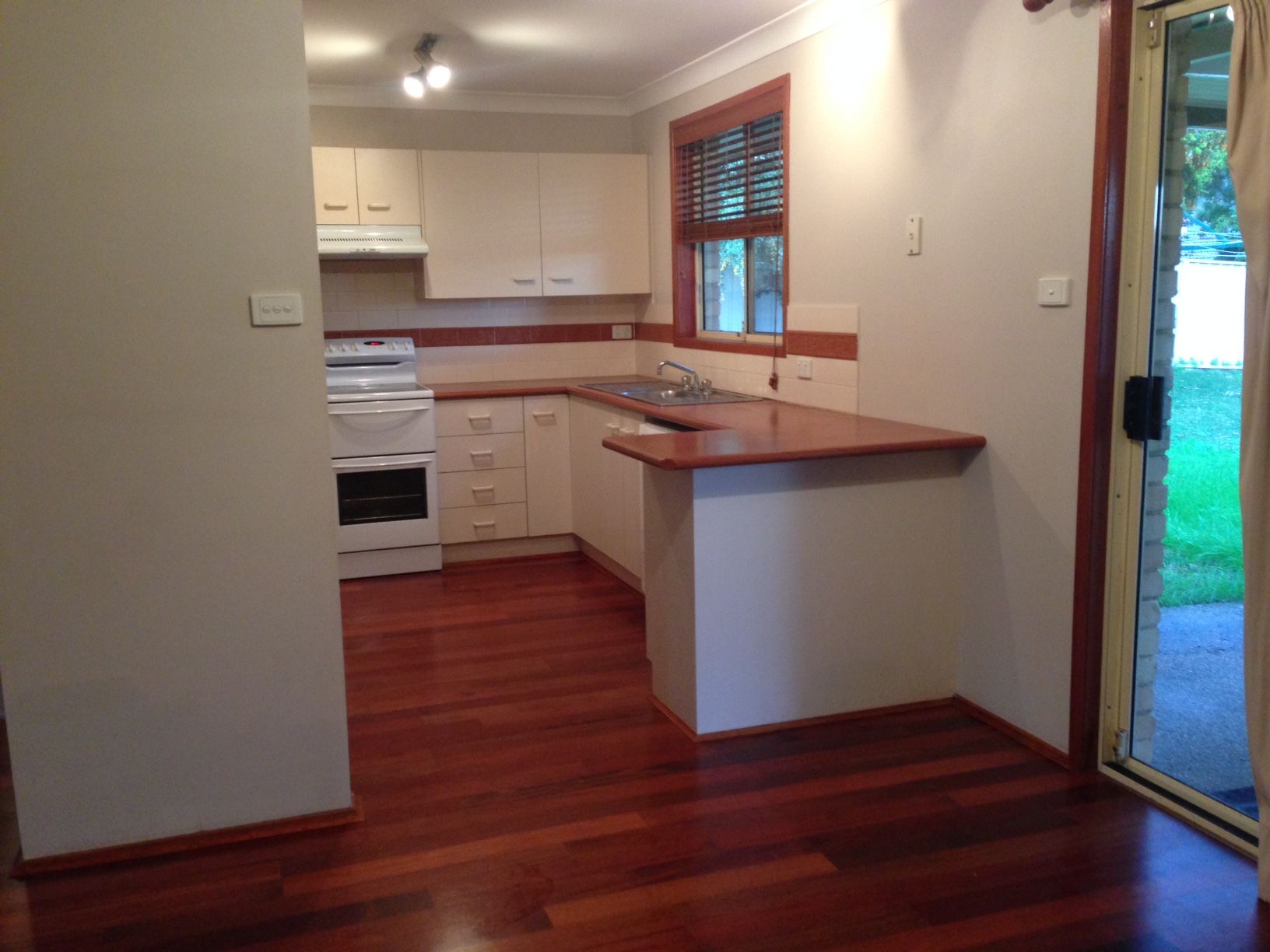 12 Shamrock Close, WOODRISING, NSW 2284