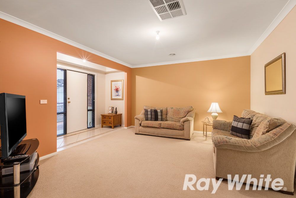 17 Henry Arthur Drive, Diamond Creek, VIC 3089