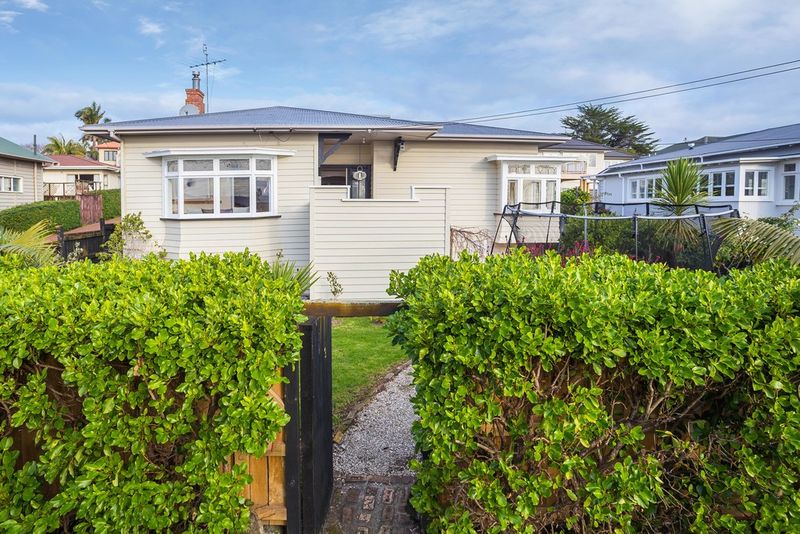 Love at First Sight! - Mount Albert