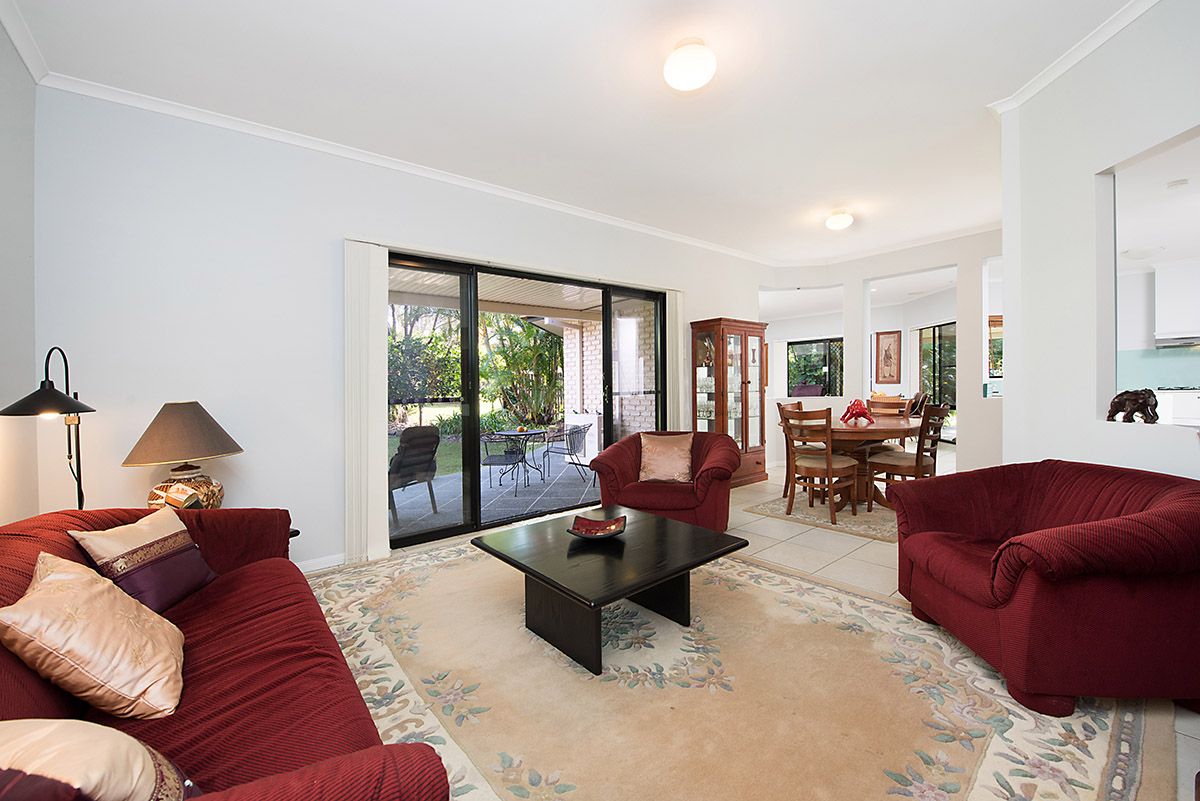 6 Earls Court, Little Mountain, QLD 4551