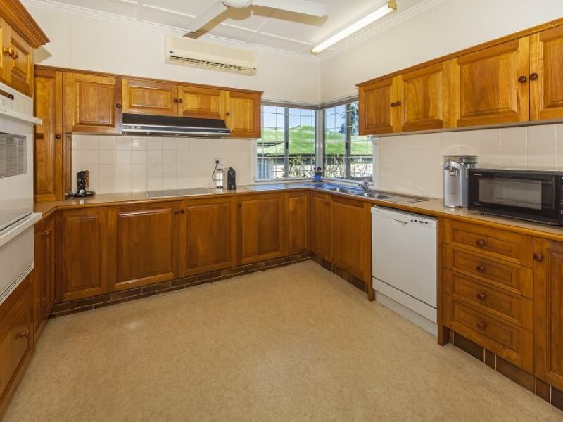 817 Ipswich Road, Moorooka, QLD 4105