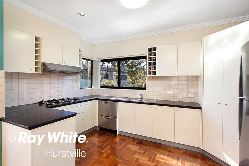 4/11 Merriman Avenue, Kyle Bay, NSW 2221