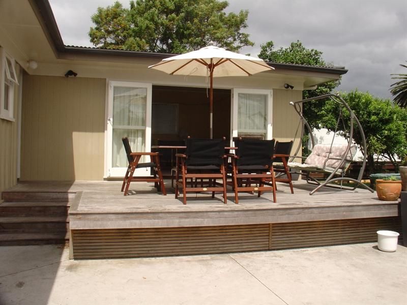 5 Riki Road, Point England, Auckland City